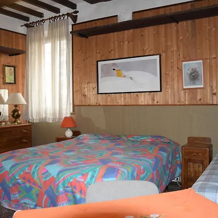 Bed & Breakfast B&blequercedimarco Camera Rossa San Prospero